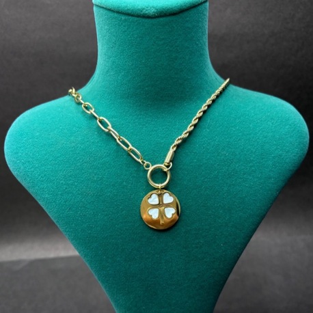 Şans Sembolü Gold Kolye