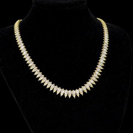 Işıltılı Zirkon Taşlı Şık Tasarım Kolye