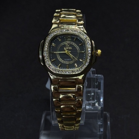 Klasik Tasarım Altın Renk Metal Kordon Kadın Kol Saati