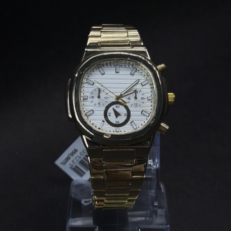 Klasik Tasarımlı Çok Göstergeli Analog Saat