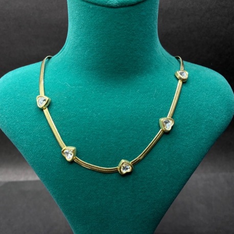 Geometrik Taş Detaylı Modern Kolye