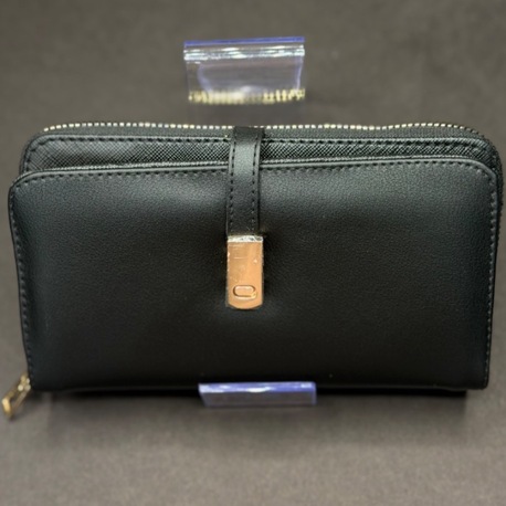 Sade ve Zarif Fermuarlı Kadın Cüzdan Modeli