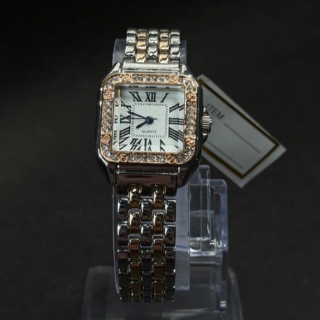 Şık Tasarımlı Metal Kordon Quartz Kol Saati